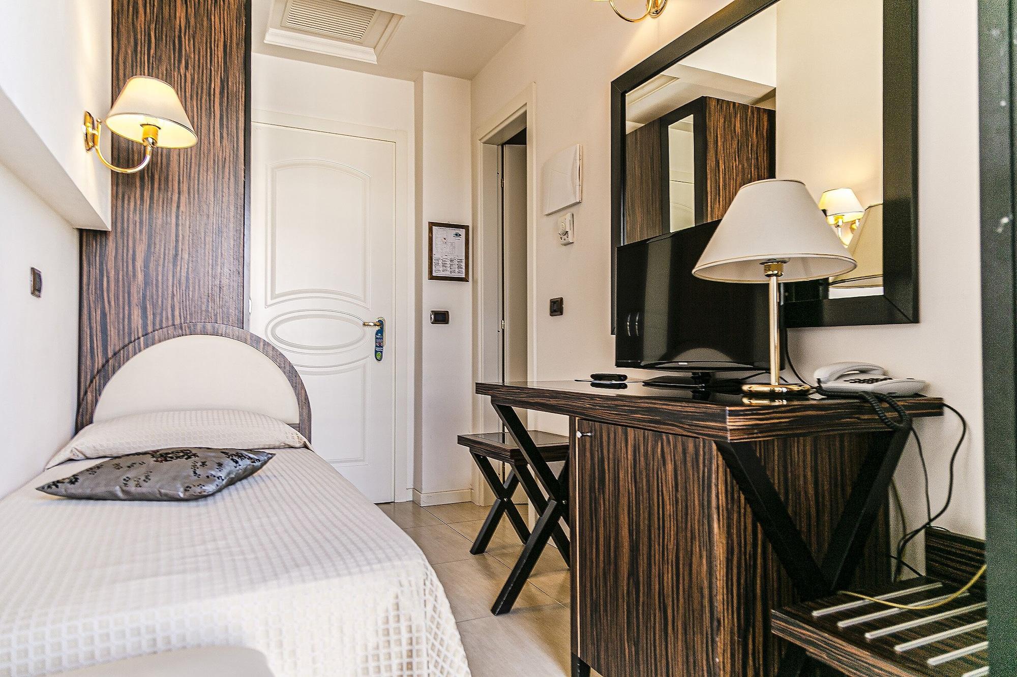 Hotel Metropolitan Bellaria-Igea Marina Exteriör bild